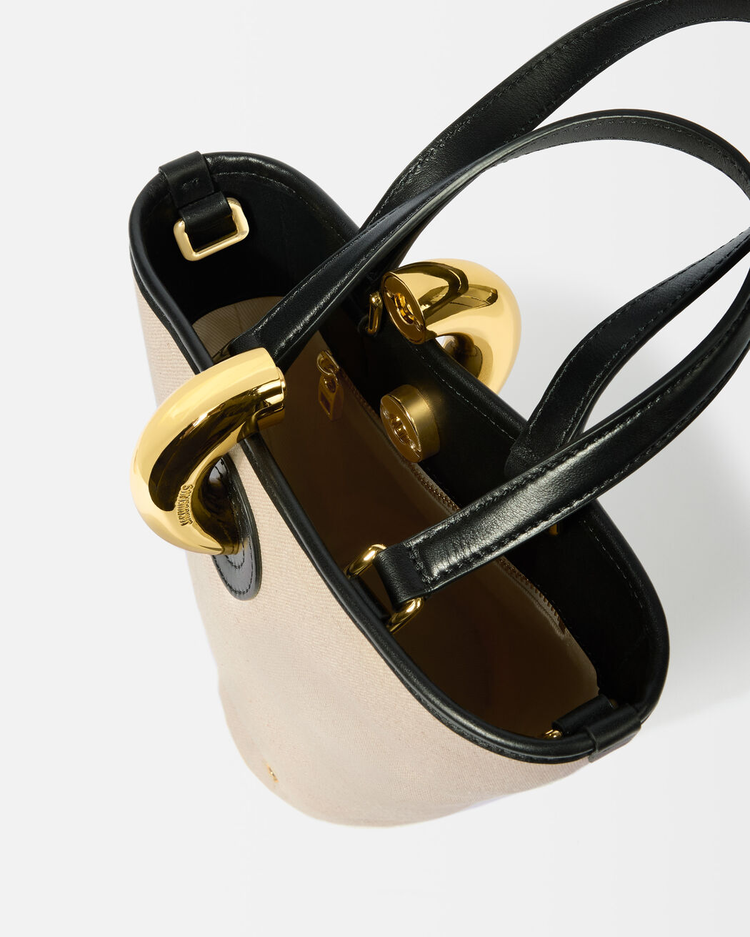 The small Bambola jacquemus the small bambola