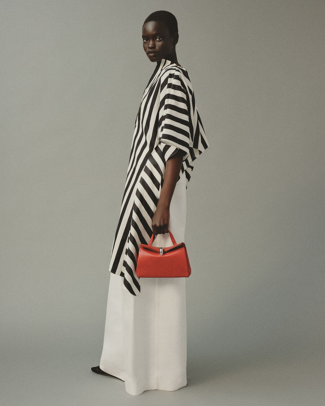 The small Valérie حقيبة jacquemus the small val rie حقيبة