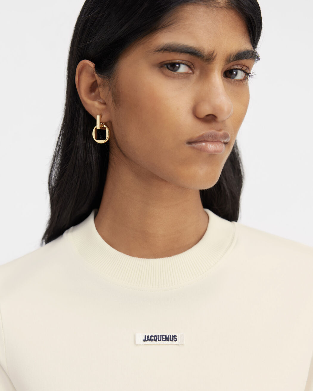 The Gros Grain   تي شيرت jacquemus the gros grain   تي شيرت