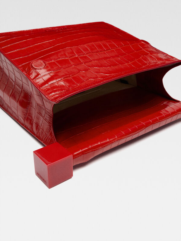 The Rond Carré clutch jacquemus حقيبة the rond carr