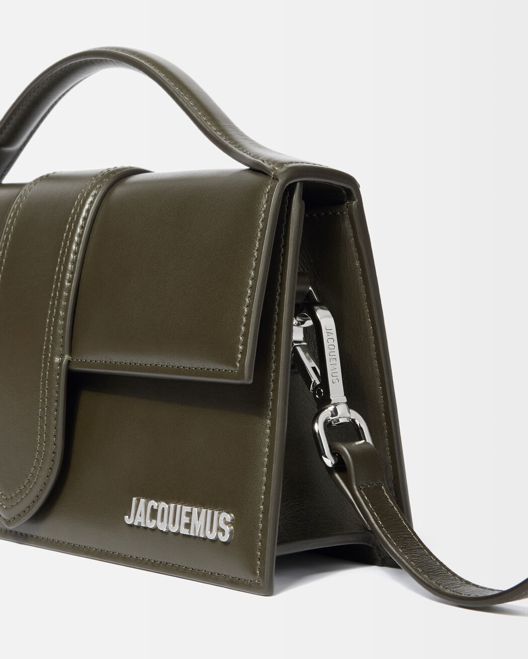 The large Bambino jacquemus the large bambino