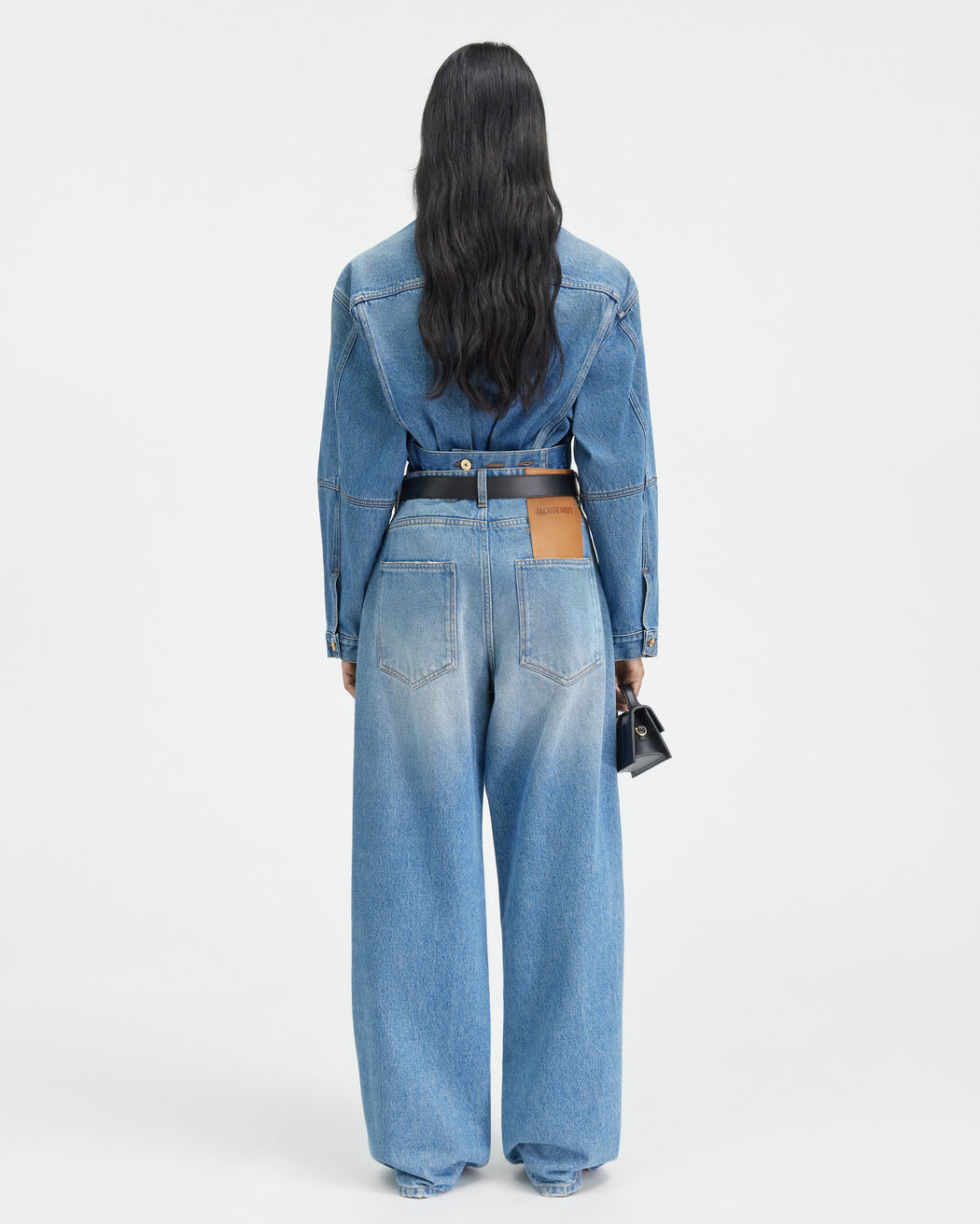 بنطال جينز The wide de-Nîmes denim pants jacquemus بنطال جينز the wide de n mes denim pants