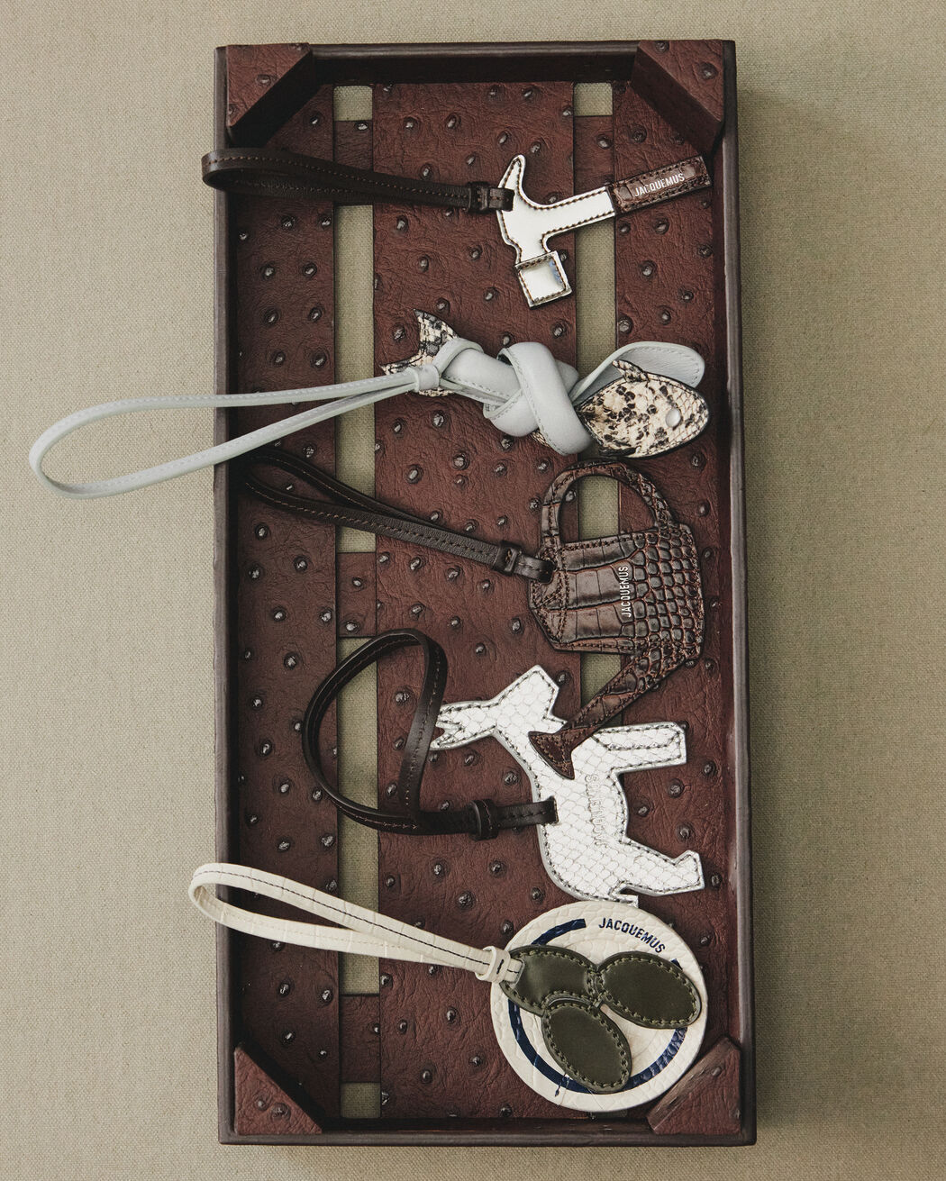 حلية طبق الزيتون jacquemus حلية طبق الزيتون