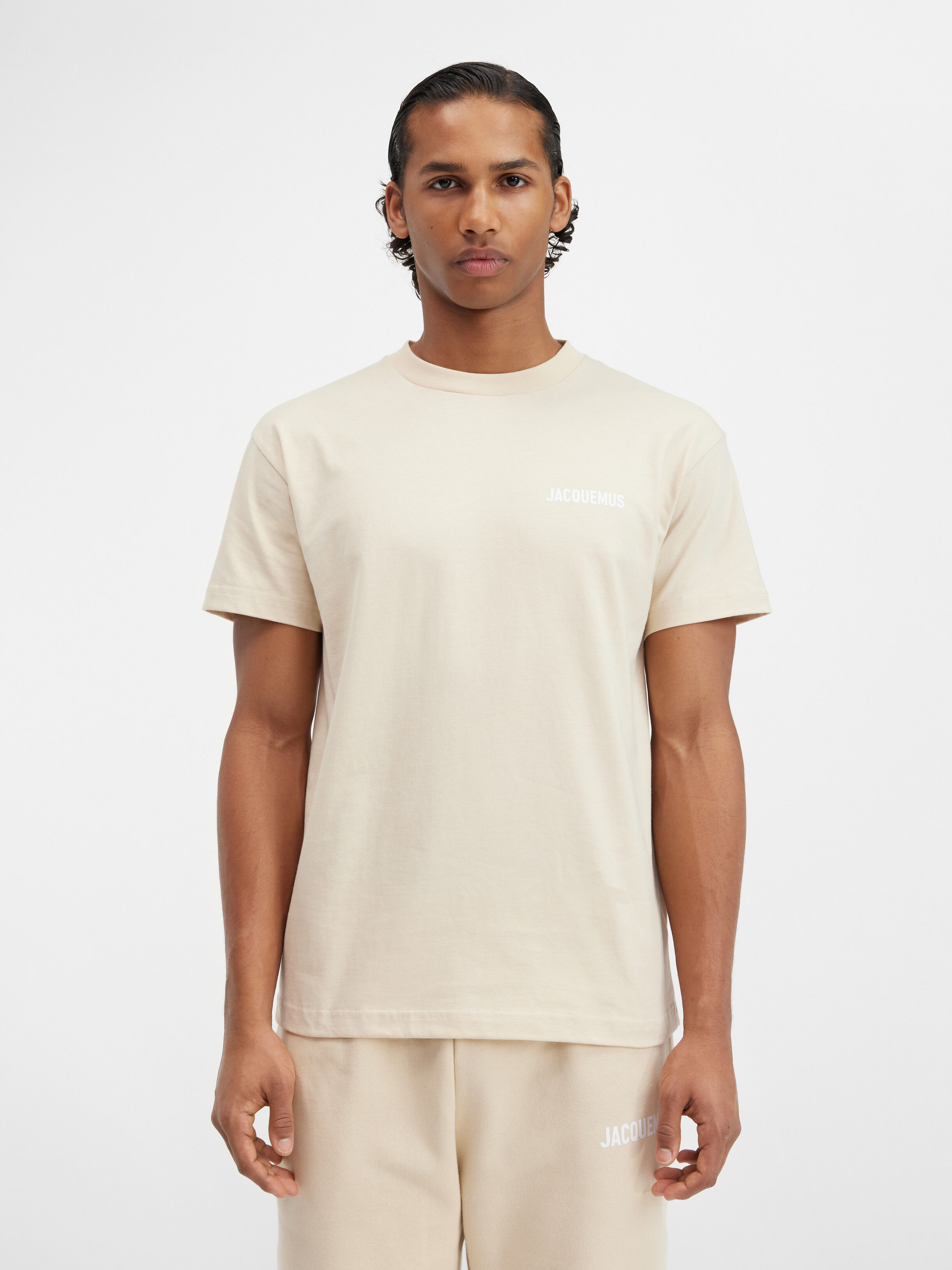 ★韓国の人気★【Jacquemus】★Le T-Shirt Light Gre.y★ Jacquemus - LIGHT KHAKI T-SHIRT – LE LABO STORE