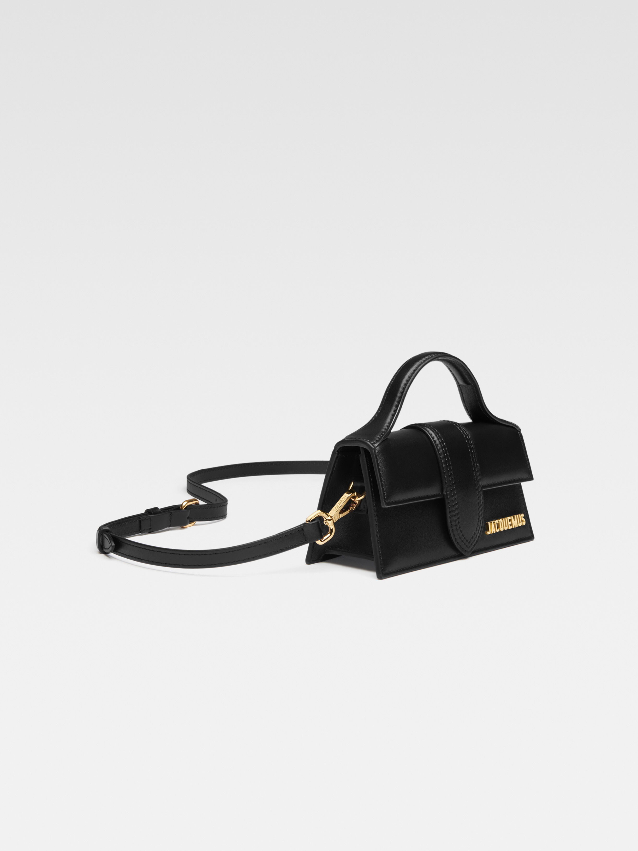 Shop Bags Jacquemus KSA Official Website