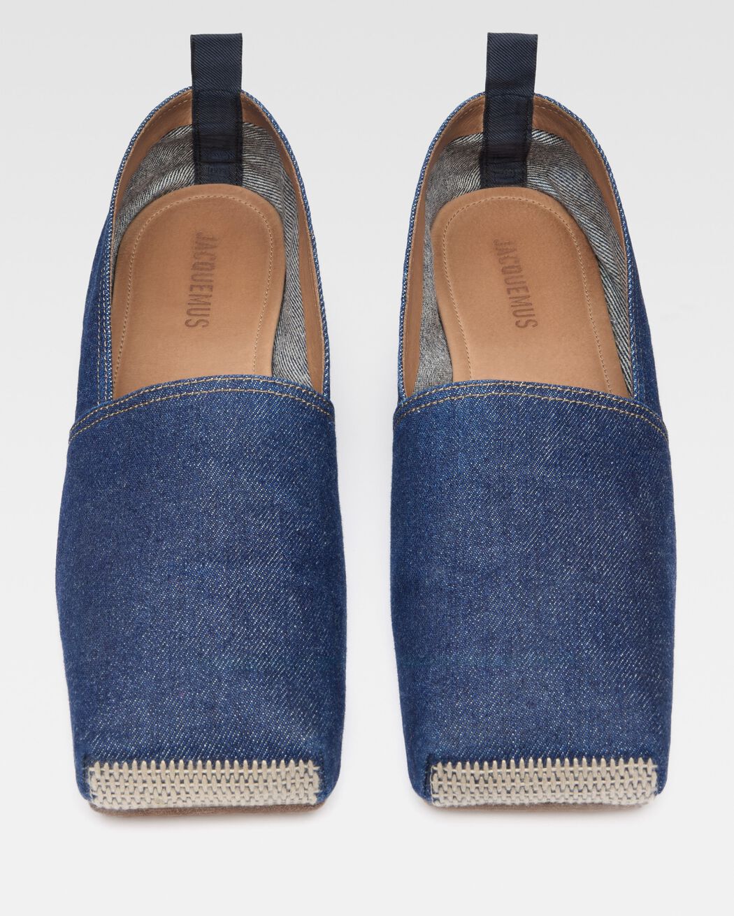 حذاء Les Espadrilles Carré jacquemus حذاء les espadrilles carr