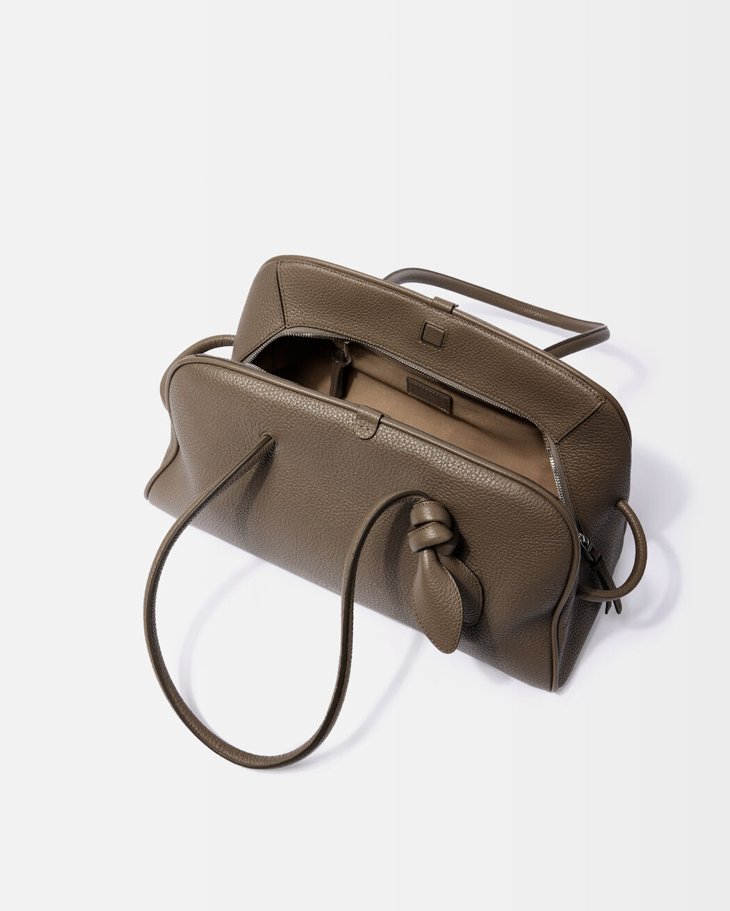 The Turismo jacquemus the turismo