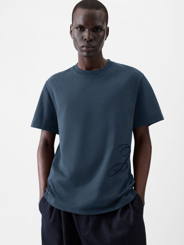The J short-sleeve t-shirt jacquemus the j short sleeve t shirt