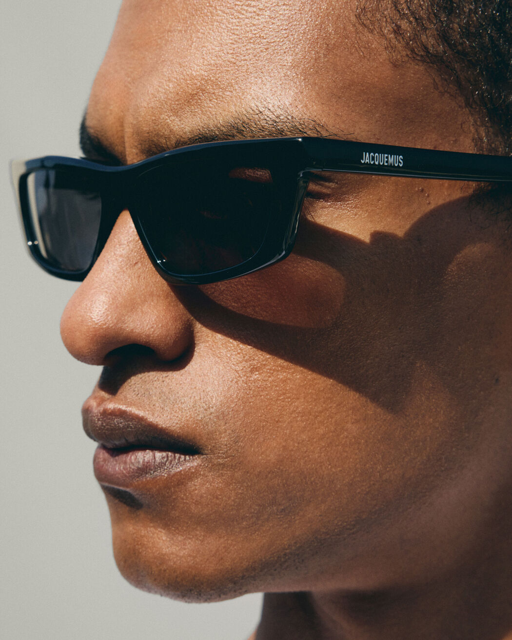 The Trapezi sunglasses
jacquemus the trapezi sunglasses