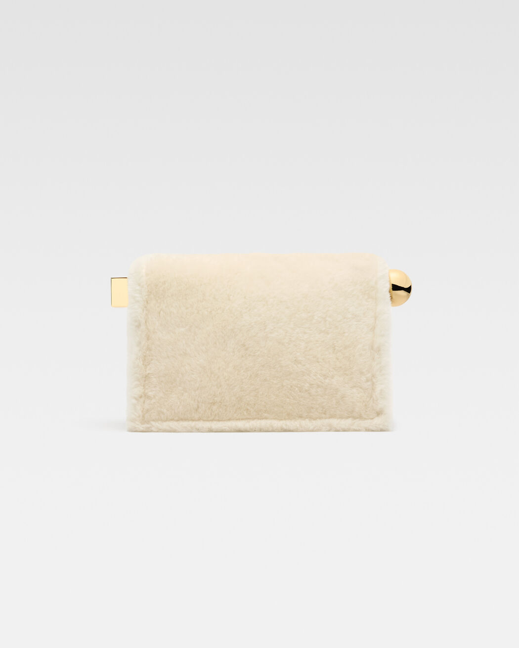 The Rond Carré clutch jacquemus the rond carr  clutch