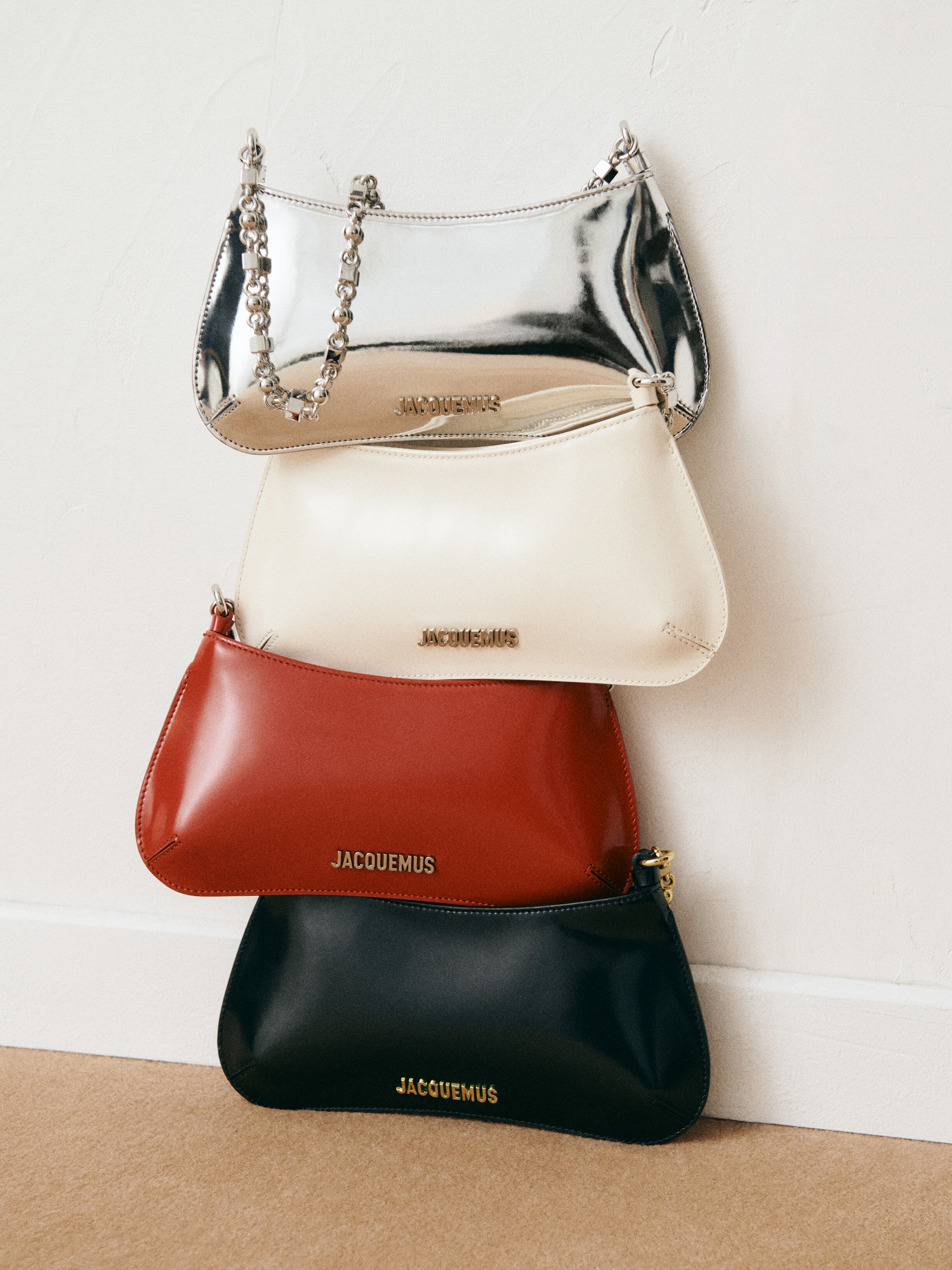The mini Bisou Grey | JACQUEMUS KSA