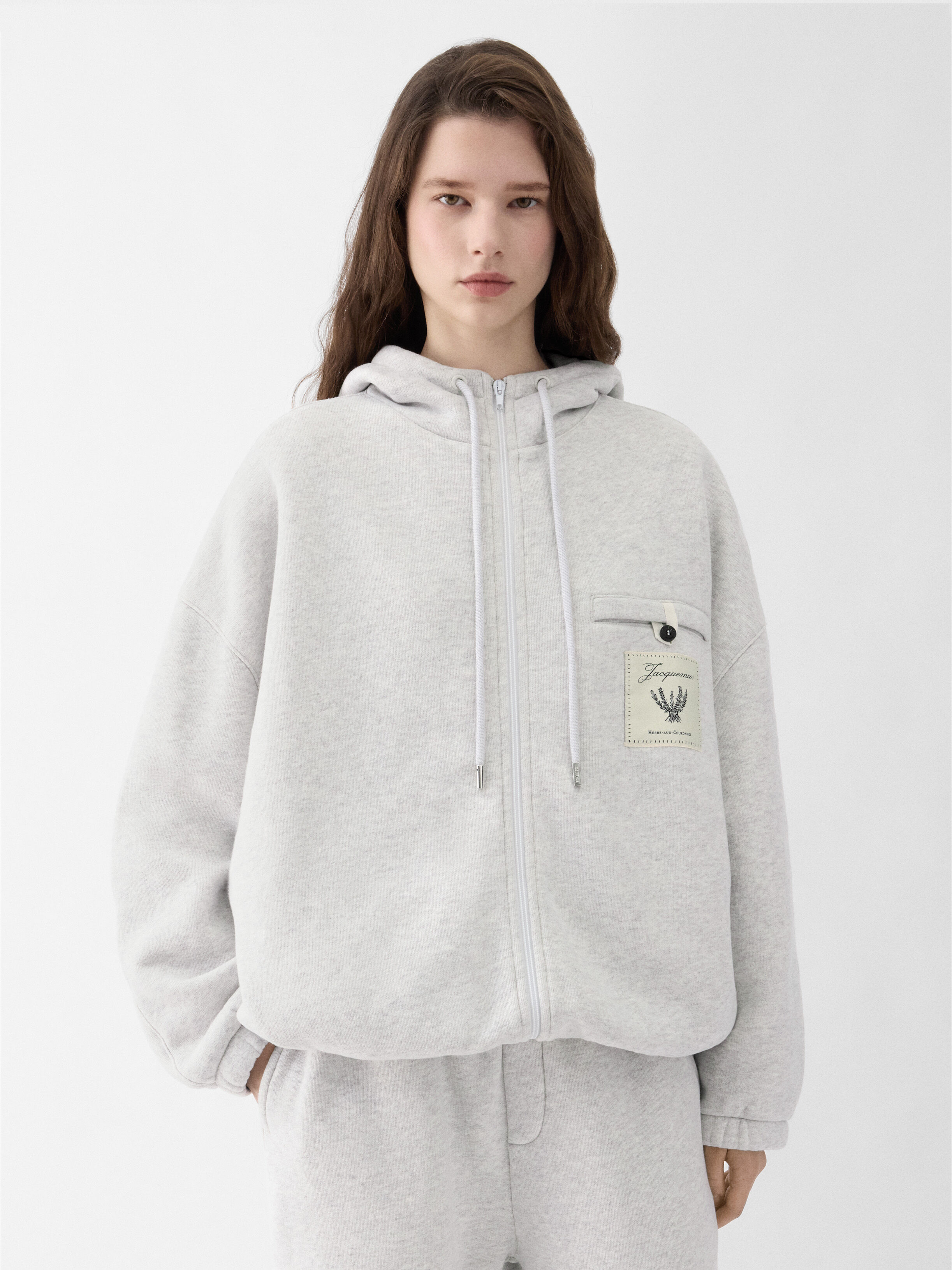 Shop Sweatshirts for Women | JACQUEMUS KSA