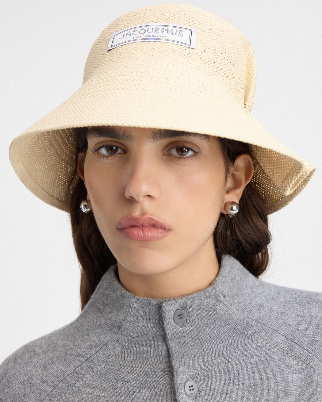 The Vela hat jacquemus the vela hat
