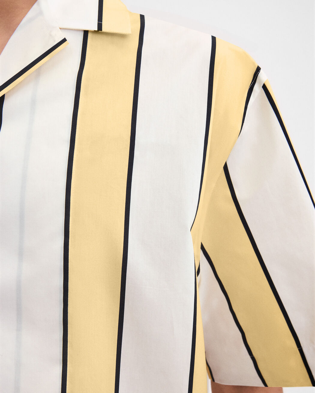 The Jean shirt jacquemus the jean shirt