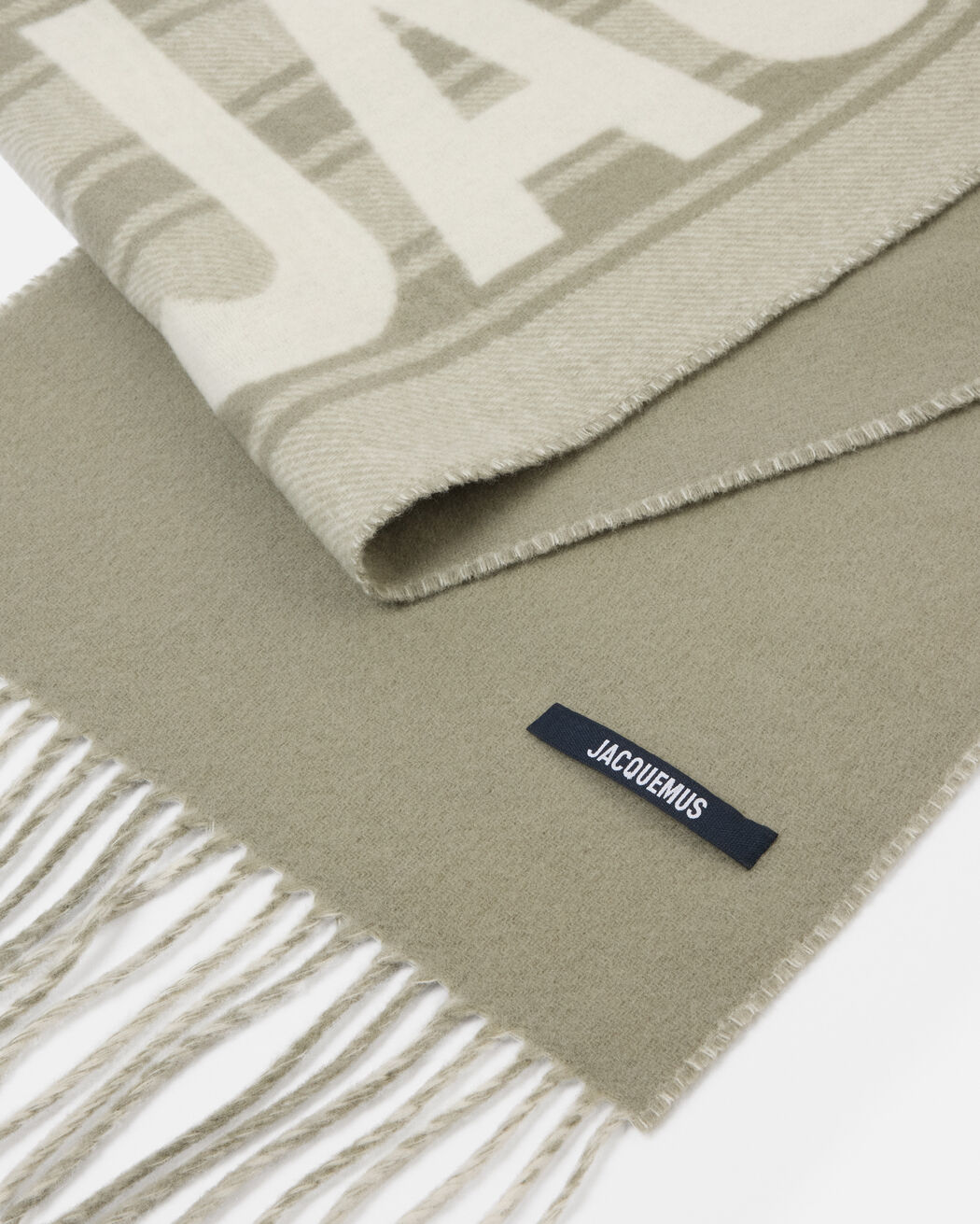 L Echarpe Jacquemus l echarpe jacquemus