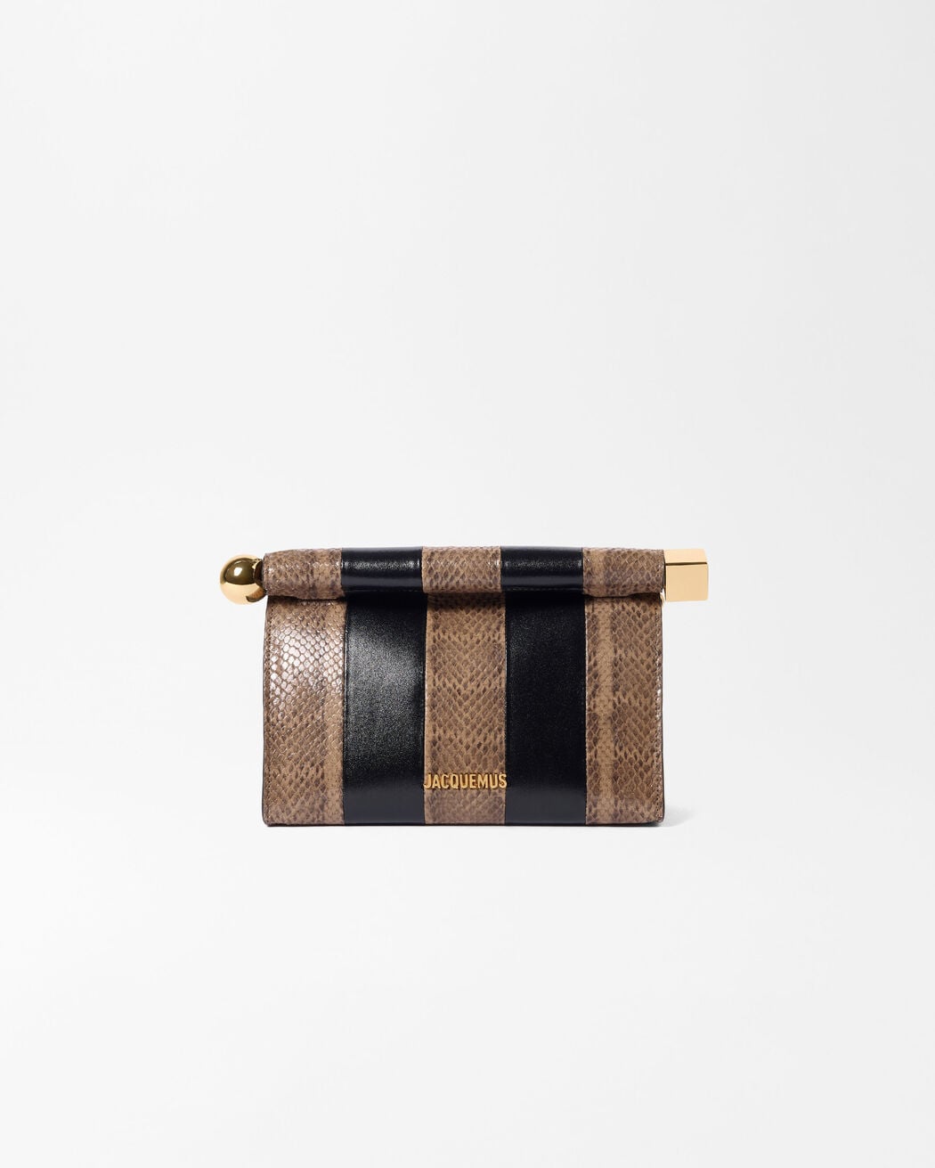 The Rond Carré bag jacquemus the rond carr bag