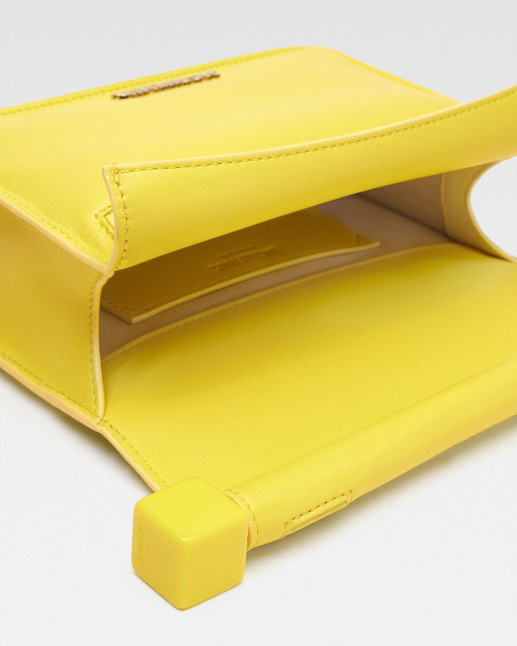 The small Rond Carré clutch jacquemus the small rond carr clutch