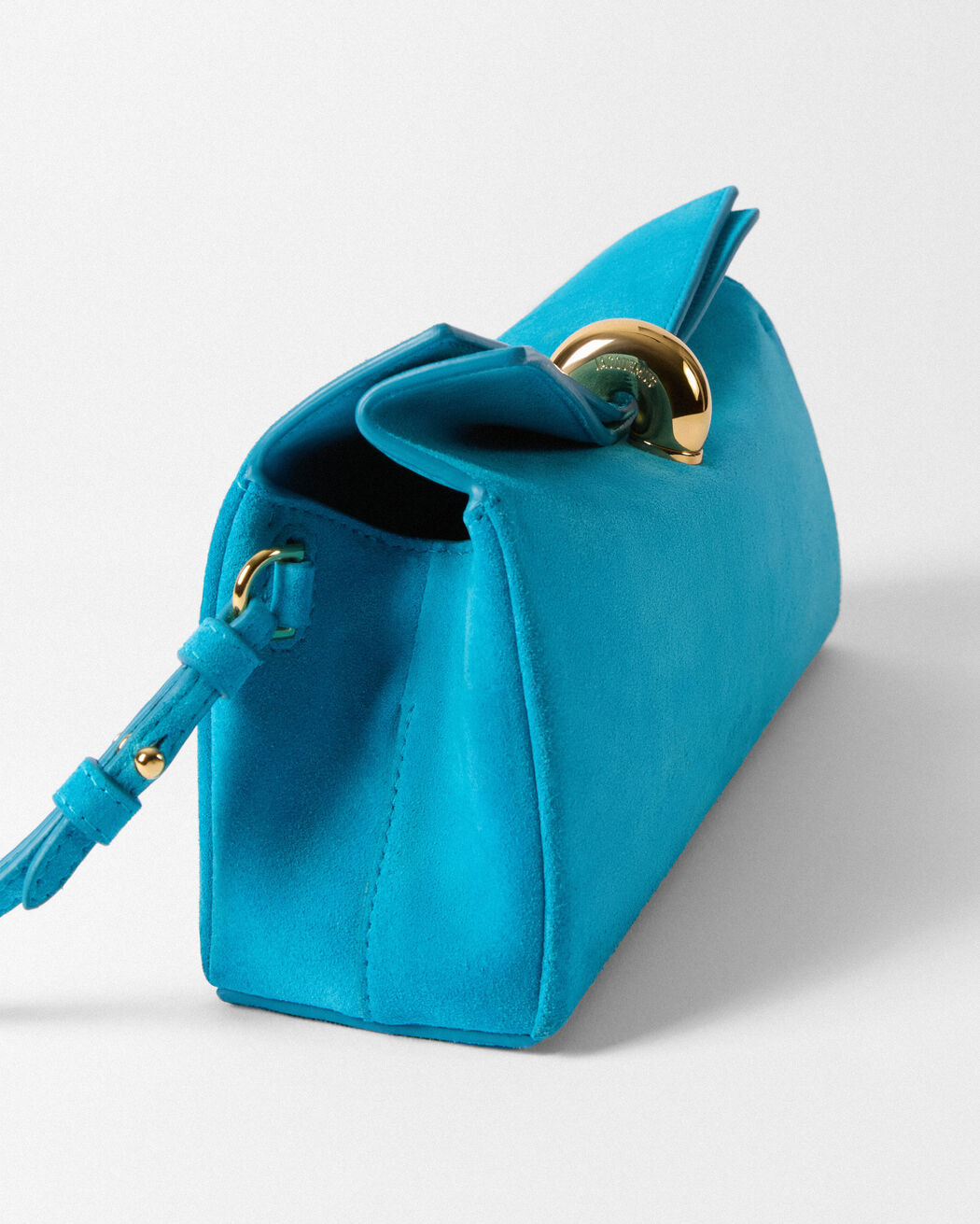 The Valérie clutch jacquemus the val rie clutch