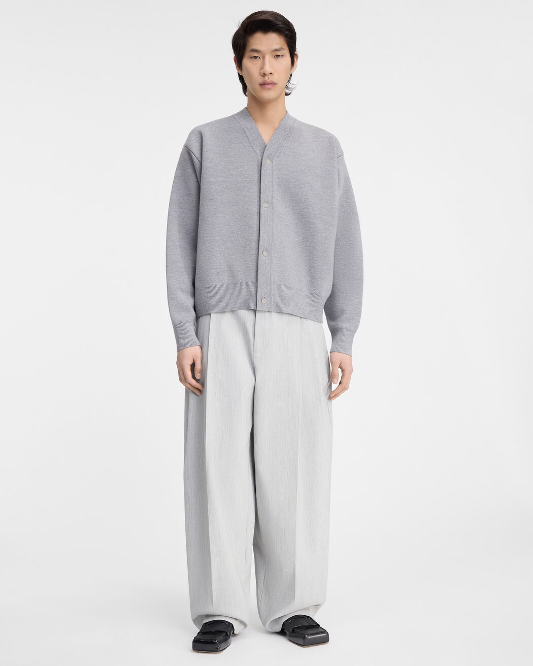 كارديجان The buttoned jacquemus كارديجان the buttoned