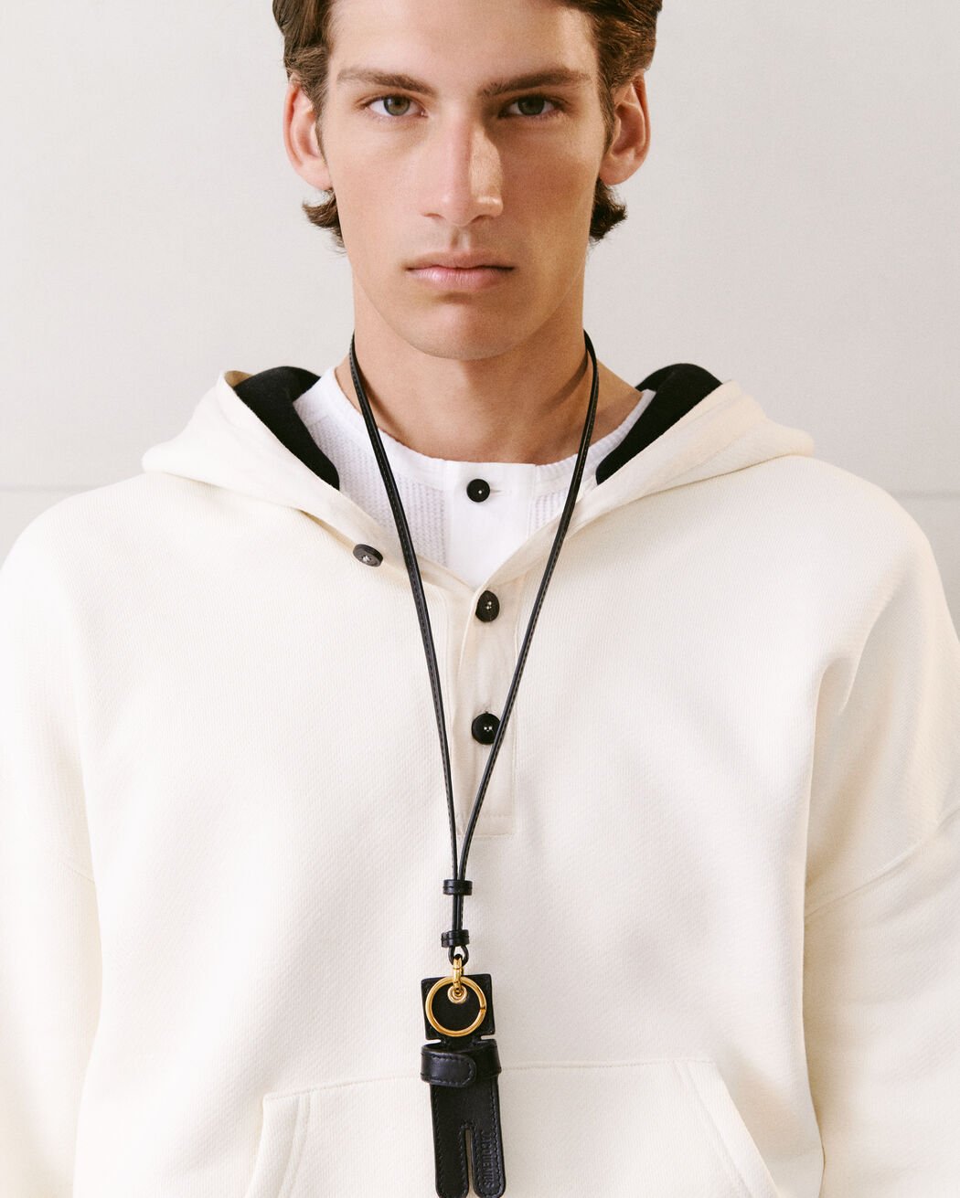 سلسلة مفاتيح The Amico jacquemus سلسلة مفاتيح the amico