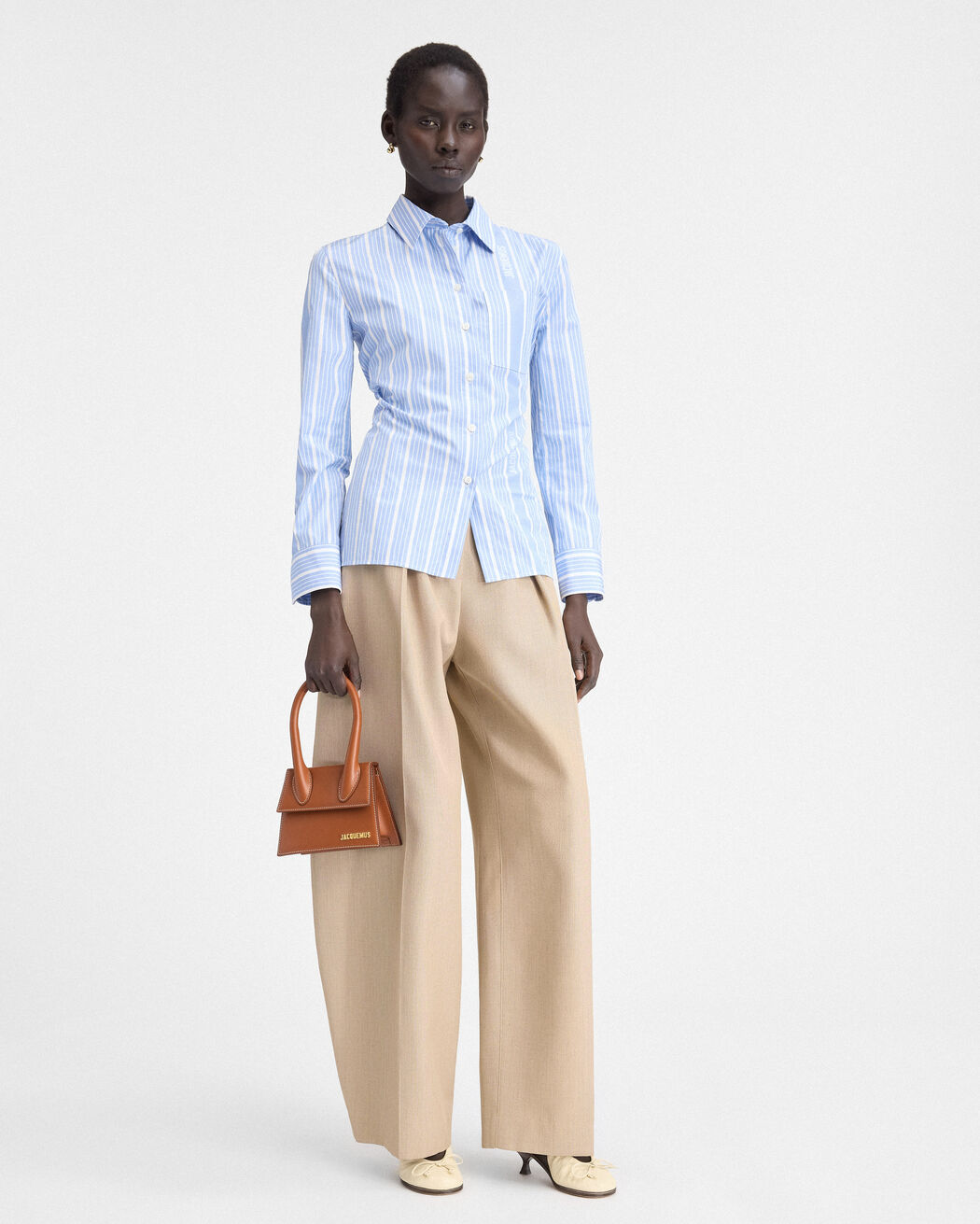 حقيبة The medium Chiquito jacquemus حقيبة the medium chiquito