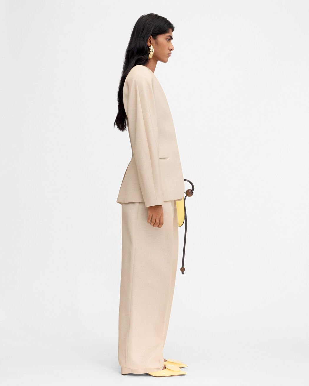 The Ovalo jacket jacquemus the ovalo jacket