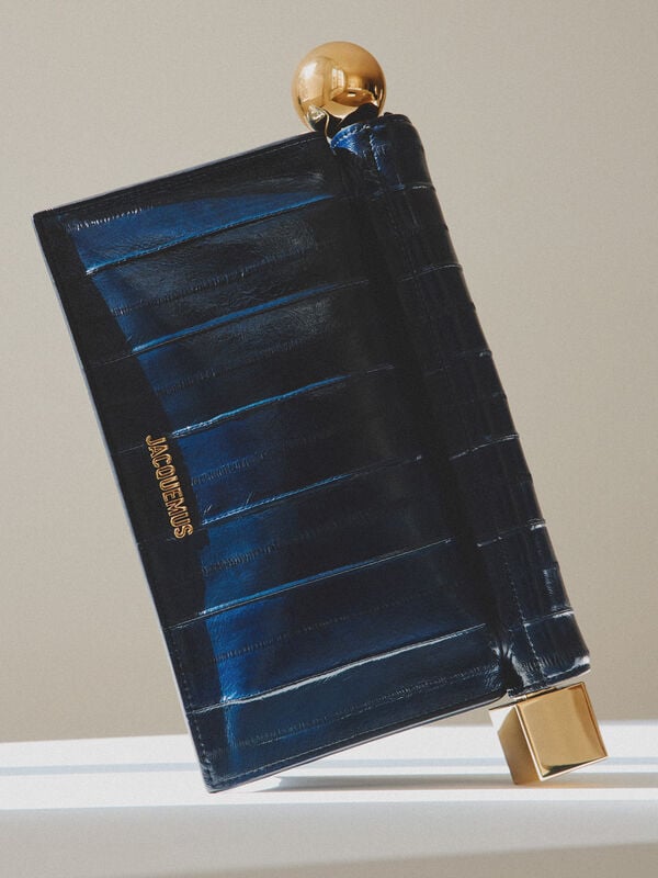 The Rond Carré clutch jacquemus حقيبة كلاتش the rond carr