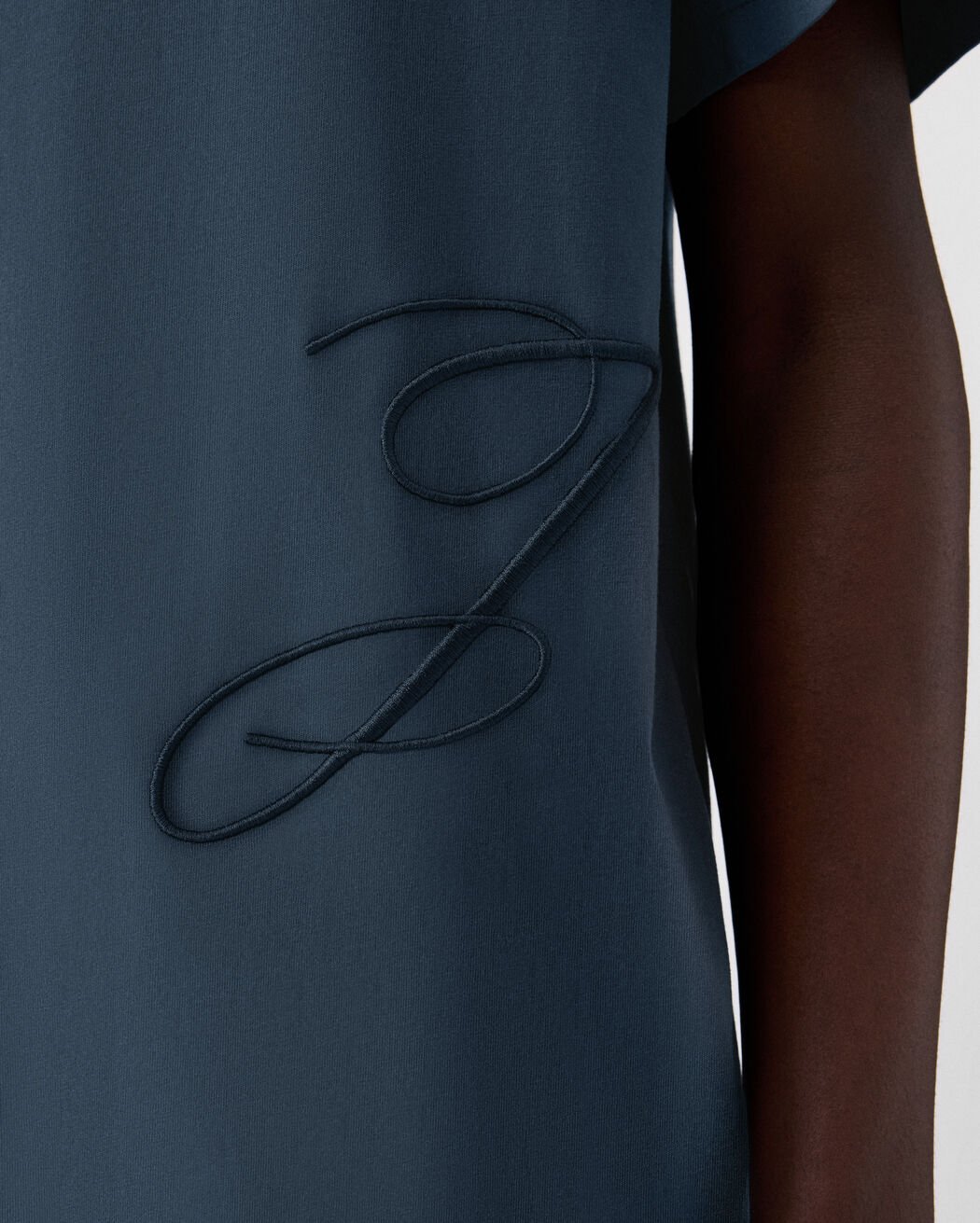 The J short-sleeve t-shirt jacquemus the j short sleeve t shirt