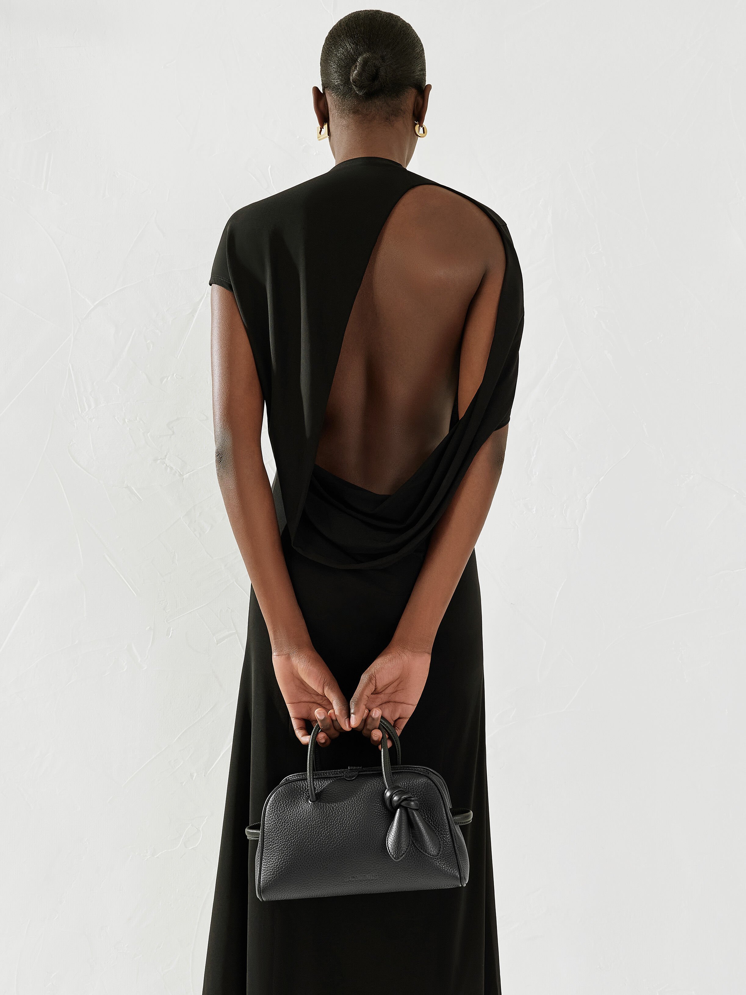 The small Turismo | View All | JACQUEMUS KSA Official Website