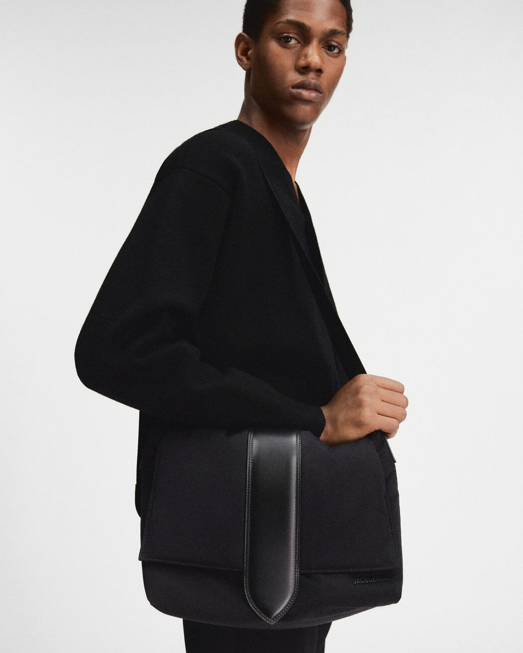 The Bambino messenger bag jacquemus the bambino messenger bag