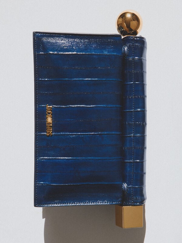 The Rond Carré clutch jacquemus حقيبة كلاتش the rond carr