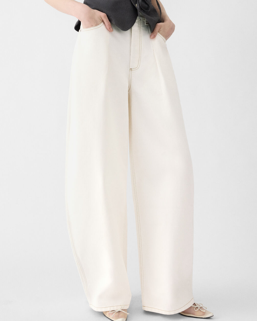 The Ovalo de-Nîmes denim pants jacquemus the ovalo de n mes denim pants