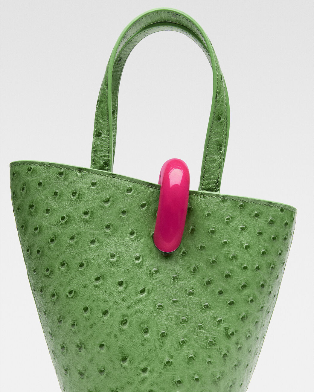 The small Bambola حقيبة jacquemus the small bambola حقيبة