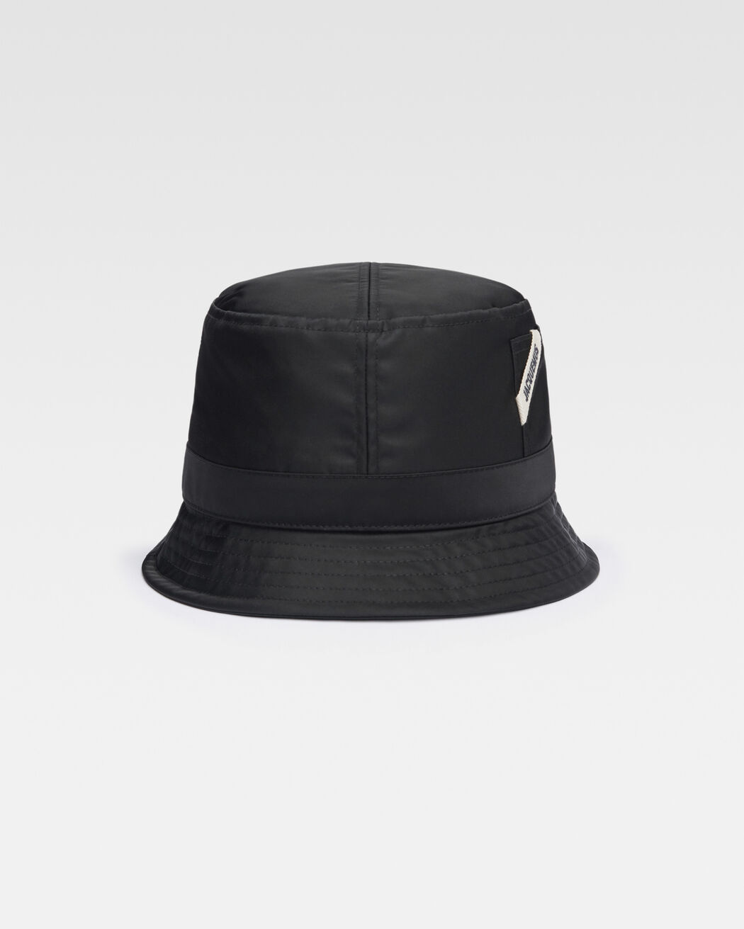 قبعة Le Bob Ovalie jacquemus قبعة le bob ovalie