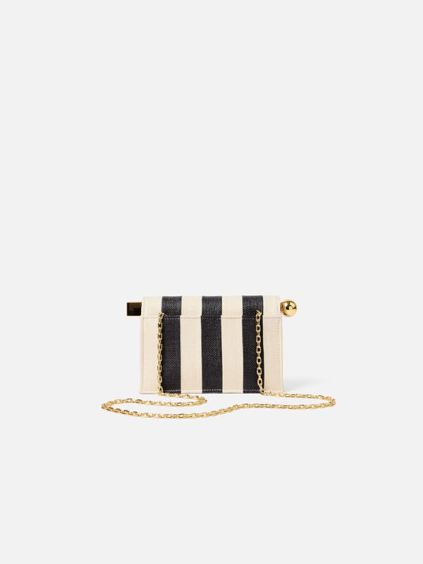 The small Rond Carré clutch jacquemus حقيبة كلاتش the small rond carr