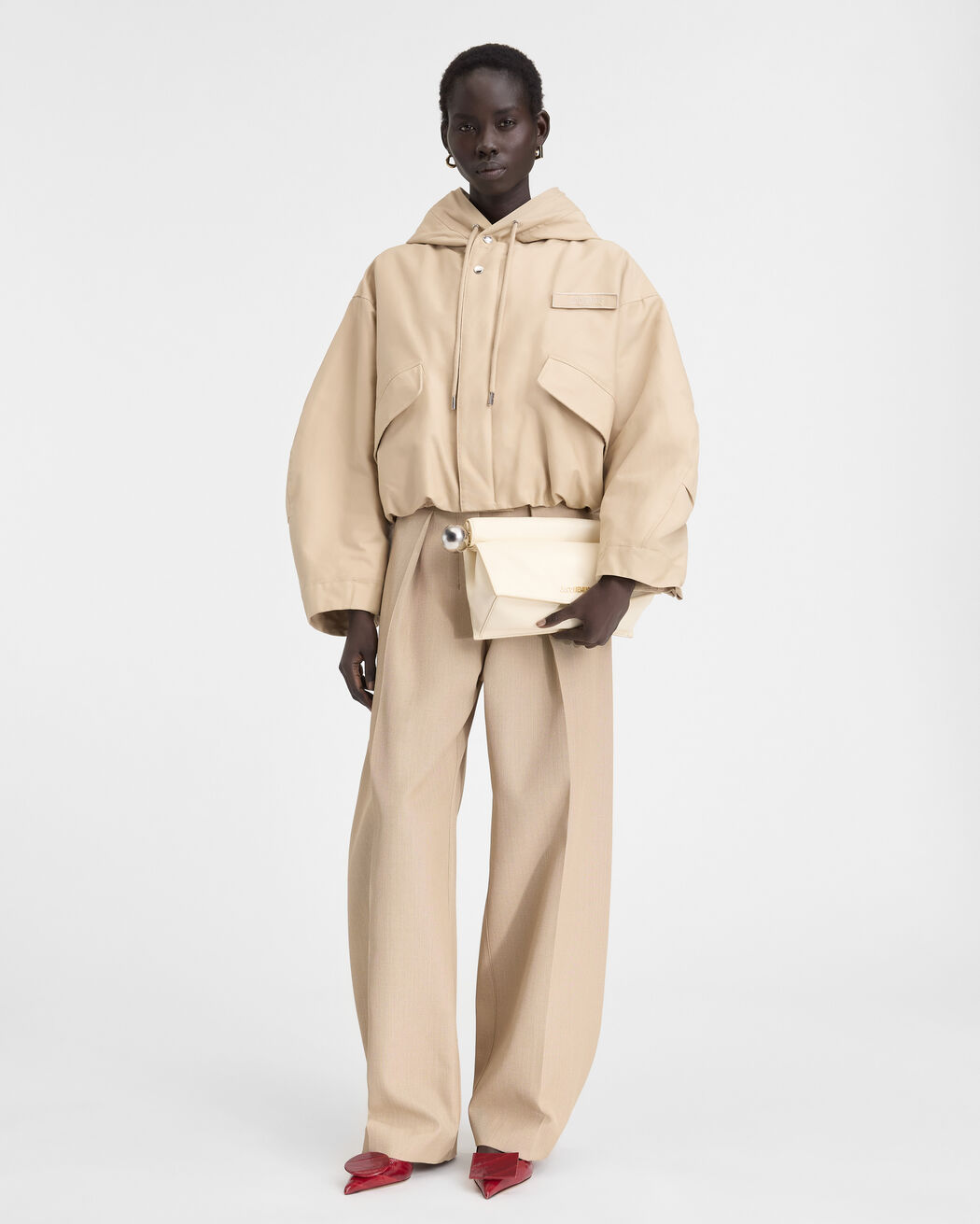 معطف La Parka Courte Caraco jacquemus معطف la parka courte caraco