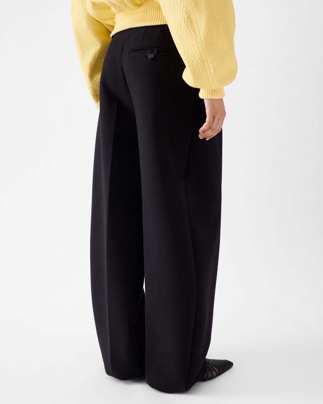 Le Pantalon Ovalo jacquemus le pantalon ovalo