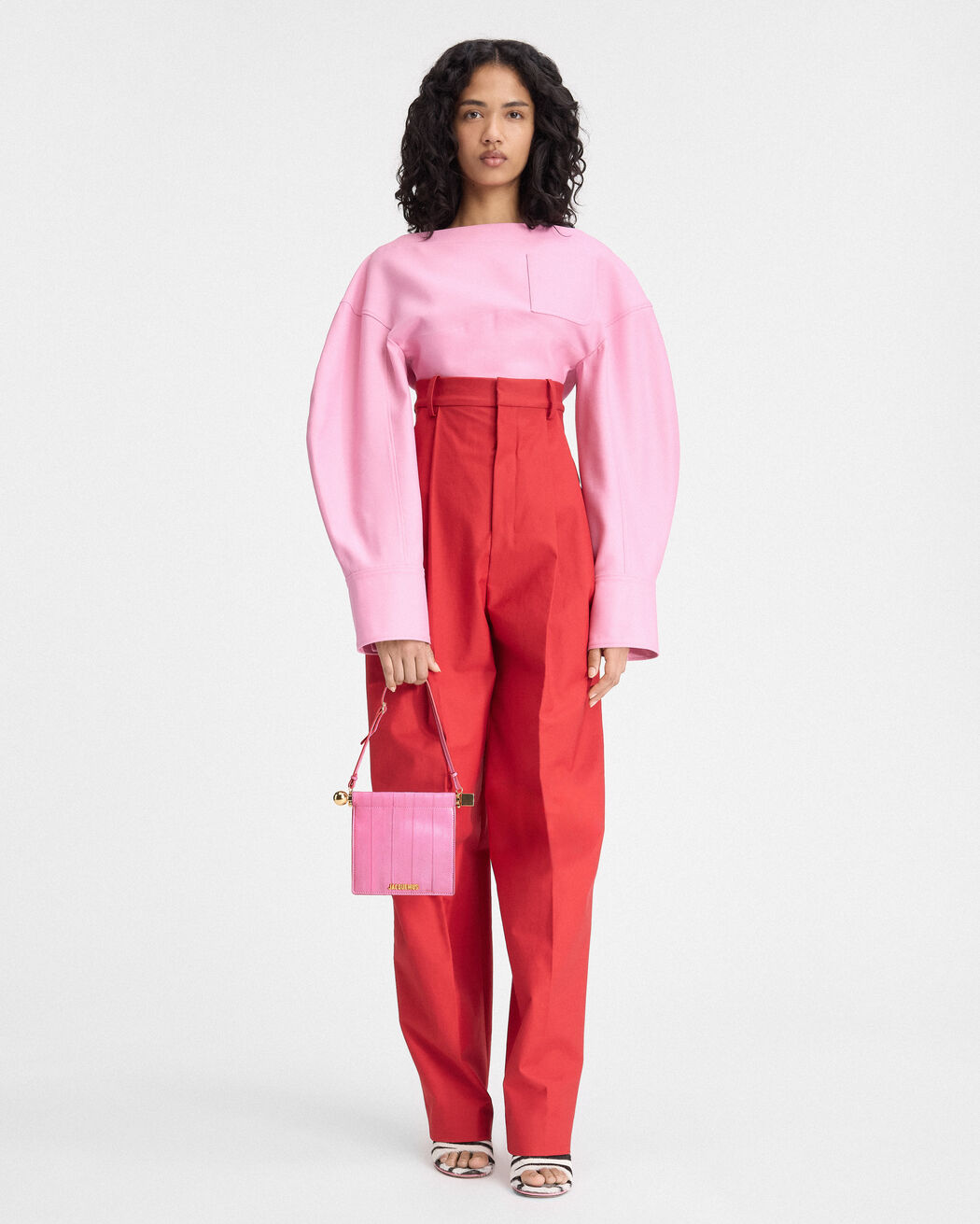 حقيبة Le Porte Rond Carré jacquemus حقيبة le porte rond carr