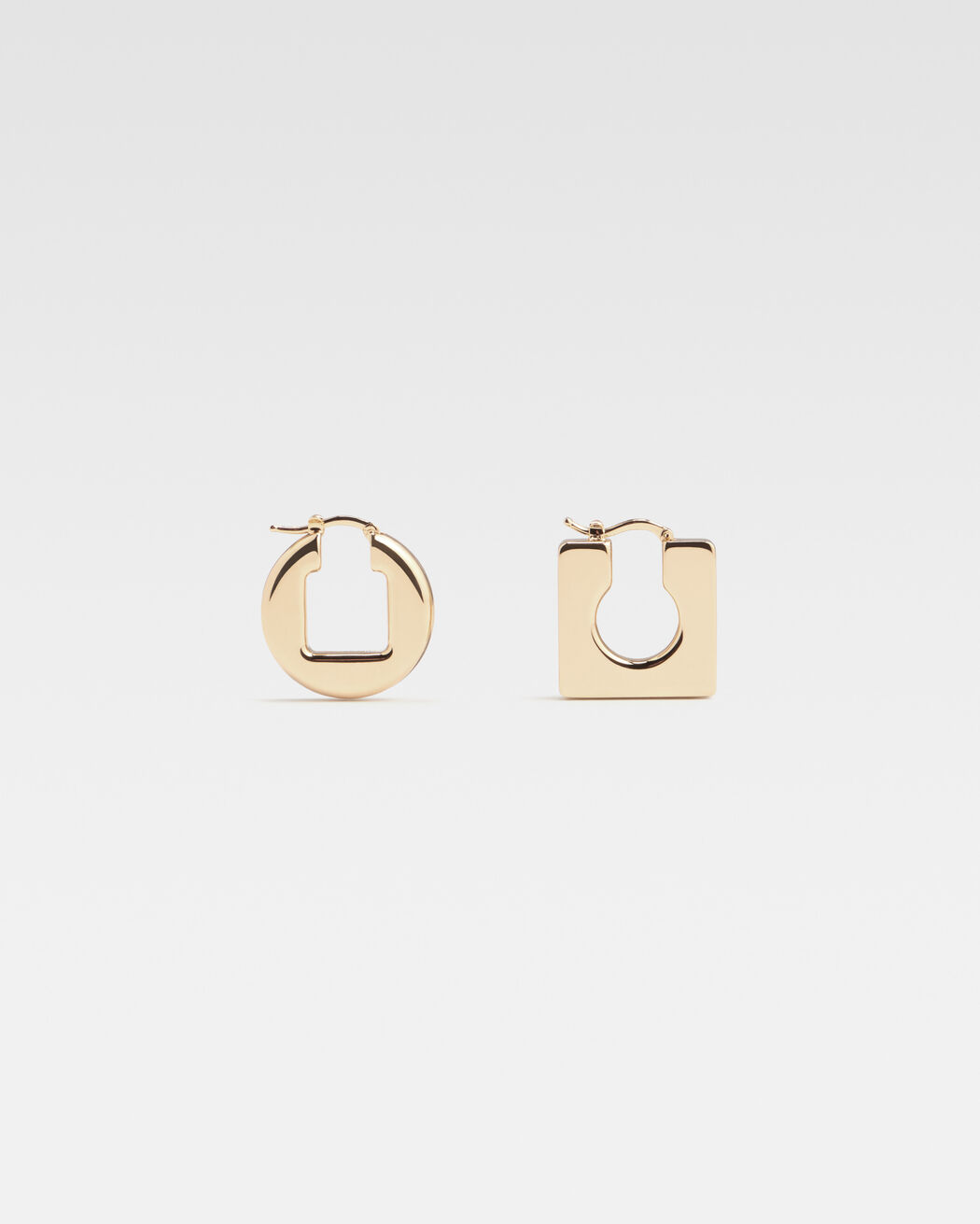 The Rond Carré earrings jacquemus the rond carr  earrings
