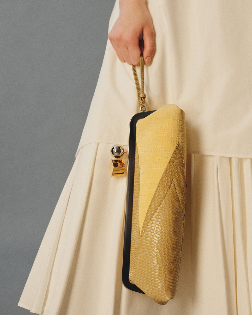 The Salon Maïs clutch jacquemus the salon ma s clutch