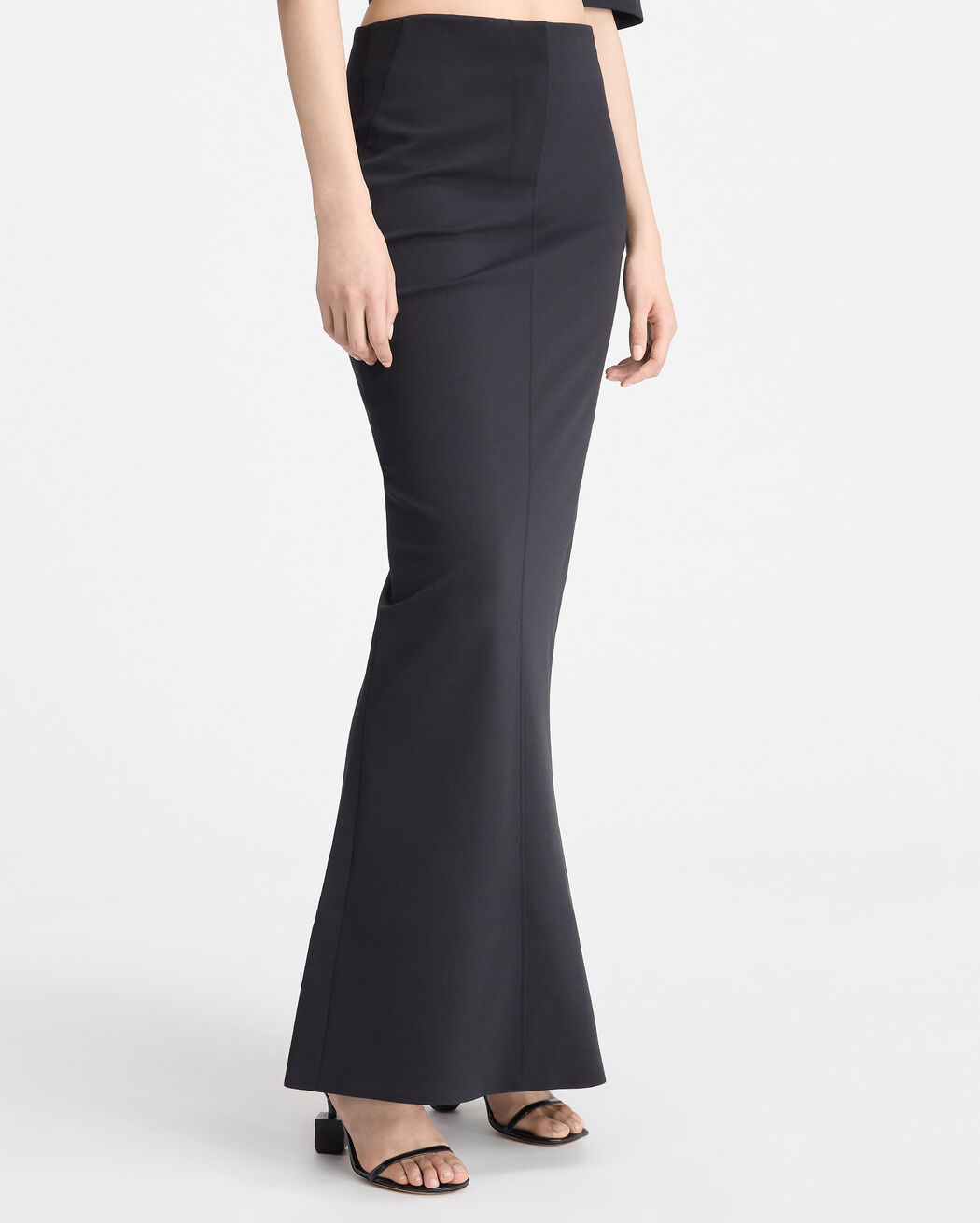 The Escala Skirt jacquemus the escala skirt