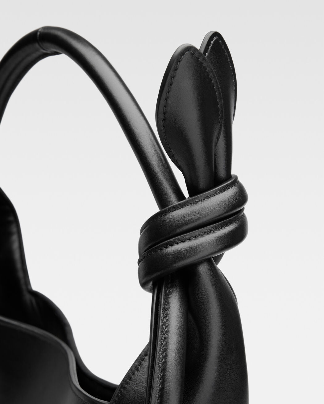 حقيبة Le Tourni jacquemus حقيبة le tourni