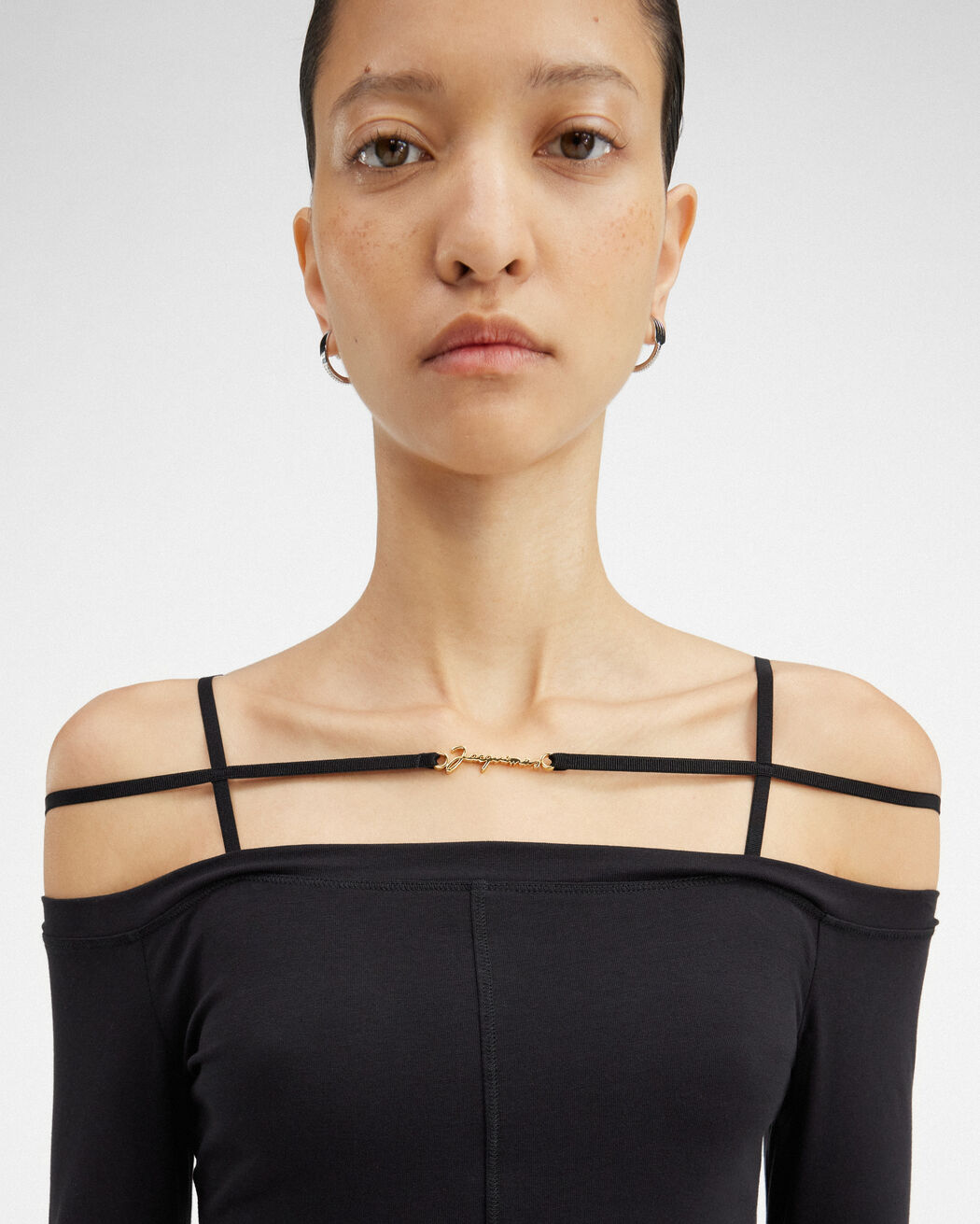 تي شيرت Le Tshirt Sierra jacquemus تي شيرت le tshirt sierra