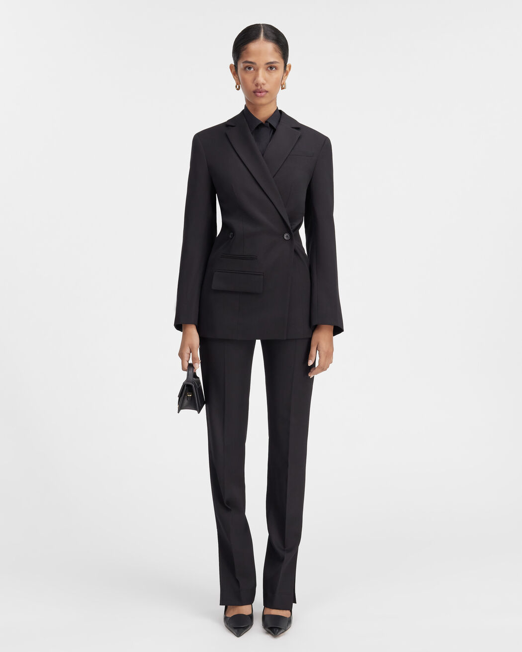 The buttoned cardigan jacquemus the buttoned cardigan