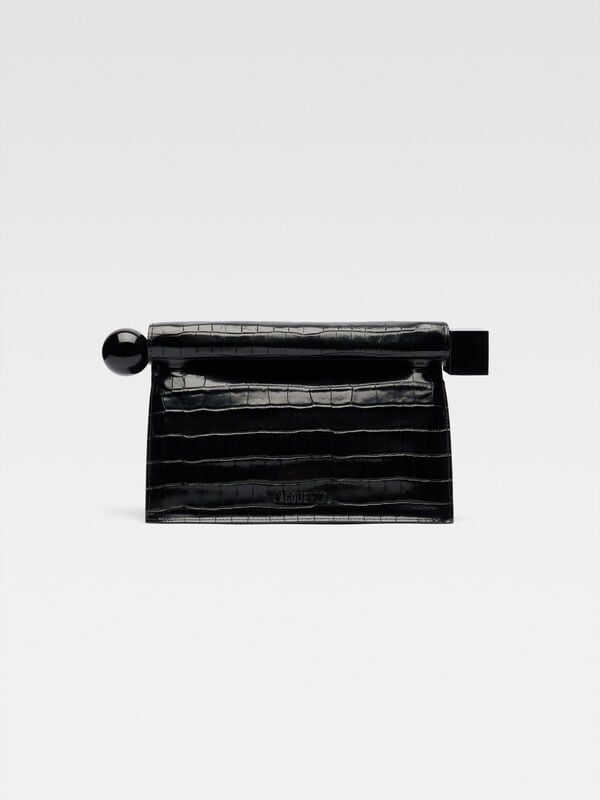 The Rond Carré clutch jacquemus the rond carr clutch