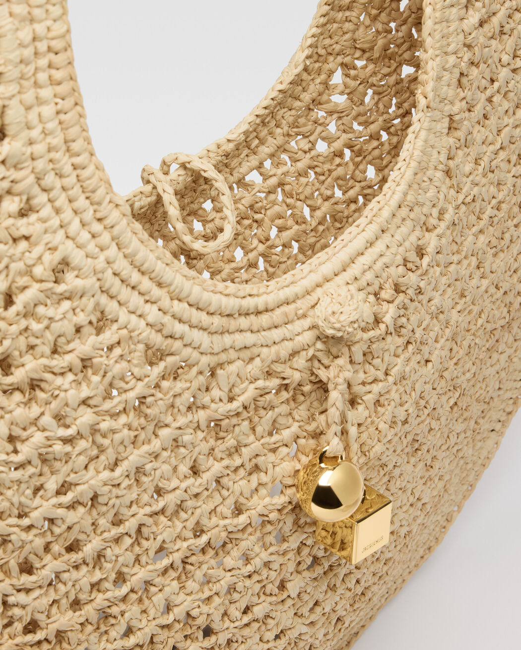 The Spiaggia round bag jacquemus the spiaggia round bag