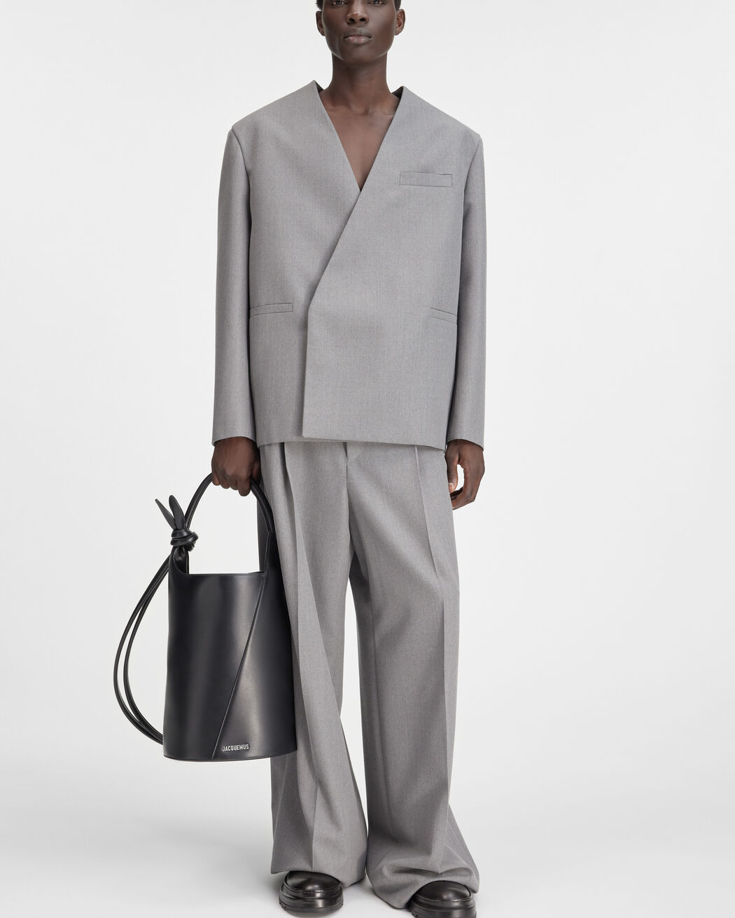 حقيبة Le Tourni jacquemus حقيبة le tourni