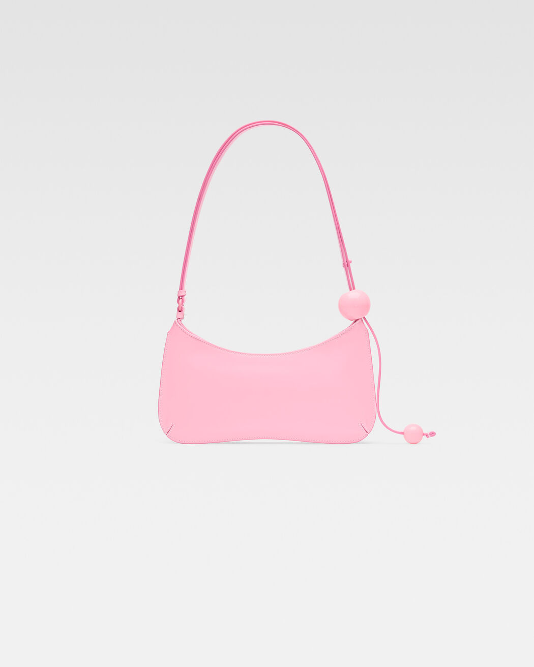 حقيبة Le Bisou Perle jacquemus حقيبة le bisou perle