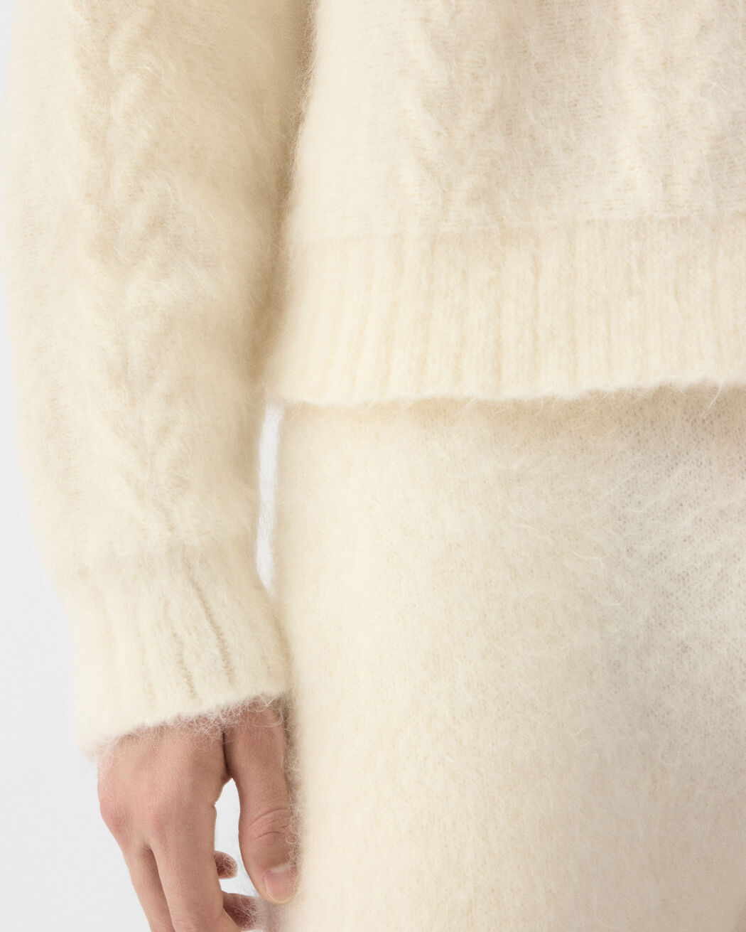 The Nuvola cardigan jacquemus the nuvola cardigan