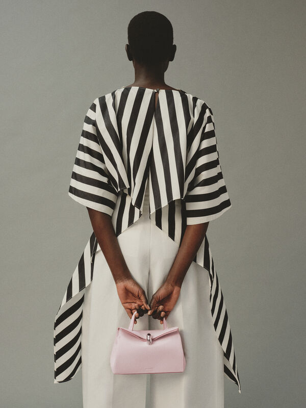 The small Valérie حقيبة jacquemus the small val rie حقيبة